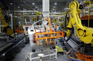 通用汽車2400萬美元投資韋恩堡工廠，資產管理助力皮卡產量提升